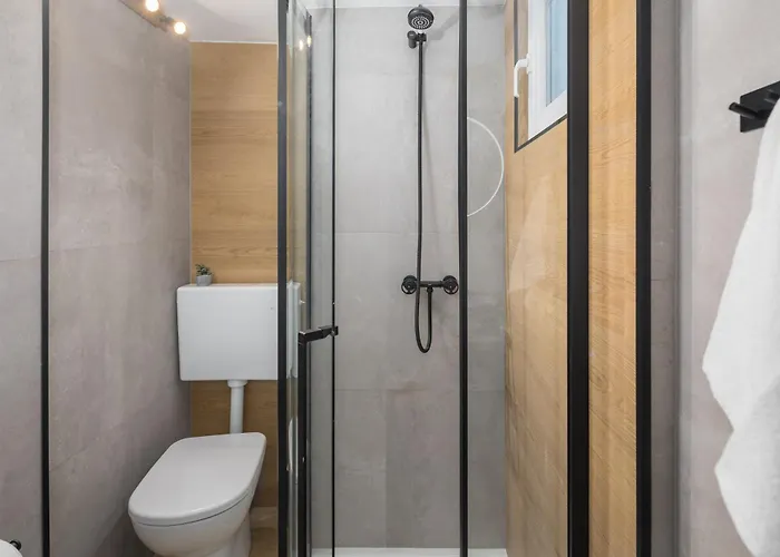 An - Rooftop Terrace In The Heart Of Daire