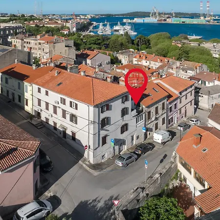 Апартаменти An - Rooftop Terrace In The Heart Of