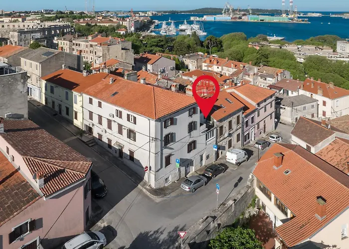 Апартаменти An - Rooftop Terrace In The Heart Of